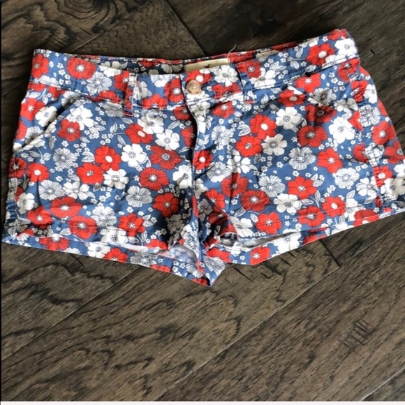 Hollister shorts - Picture 1 of 2